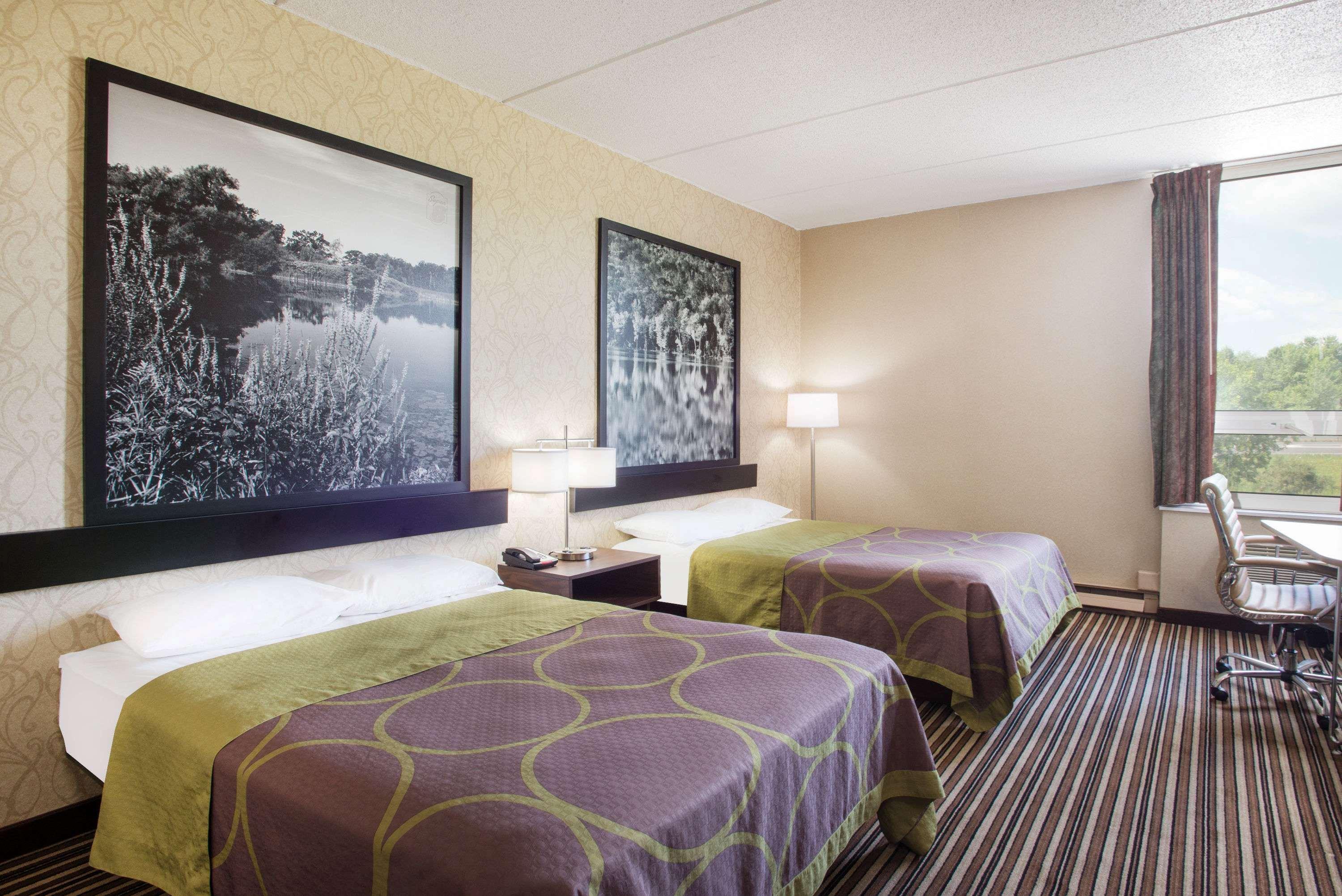 Super 8 By Wyndham Plattsburgh Hotel Kültér fotó
